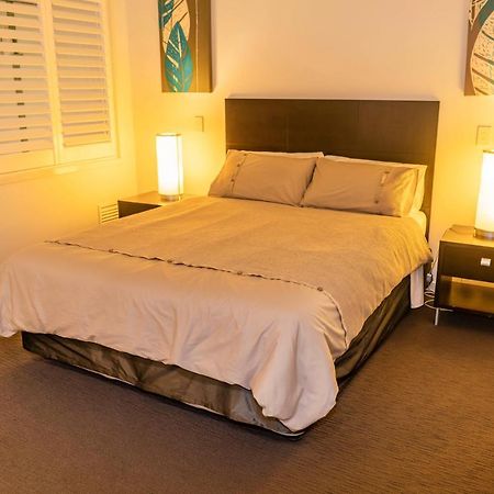 Marina View Apartment Airlie Beach Exterior photo