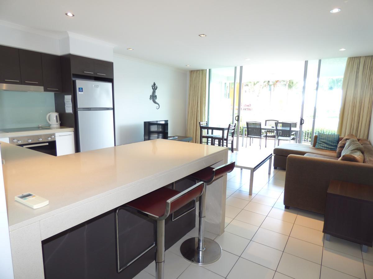 Marina View Apartment Airlie Beach Exterior photo